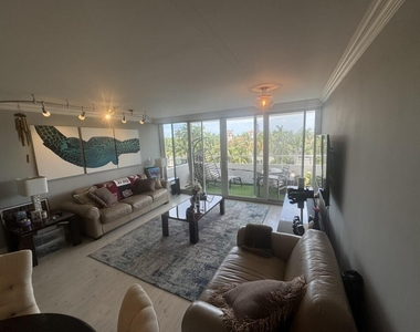 180 Isle Of Venice Drive - Photo Thumbnail 8