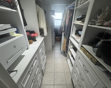 180 Isle Of Venice Drive - Photo Thumbnail 12