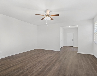 3911 Nature Court - Photo Thumbnail 20