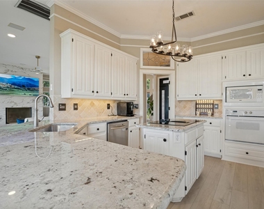 101 Fountain Hills Drive - Photo Thumbnail 4