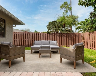 13575 Columbine Avenue - Photo Thumbnail 4
