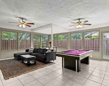 13575 Columbine Avenue - Photo Thumbnail 24