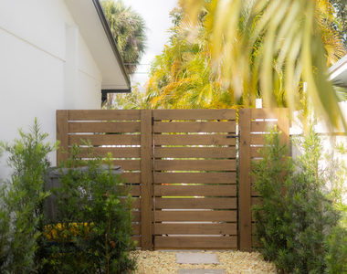 3144 Capri Road - Photo Thumbnail 30