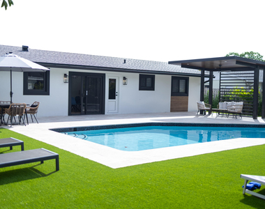3144 Capri Road - Photo Thumbnail 3