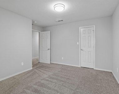 931 Parkplace Ridge - Photo Thumbnail 15