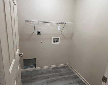 931 Parkplace Ridge - Photo Thumbnail 20
