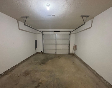 909 Parkplace Ridge - Photo Thumbnail 24