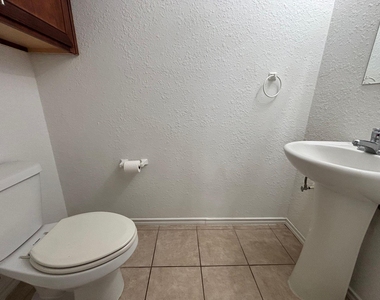 909 Parkplace Ridge - Photo Thumbnail 19