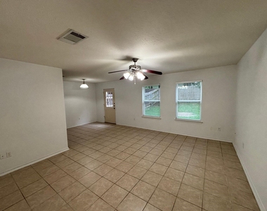 909 Parkplace Ridge - Photo Thumbnail 17