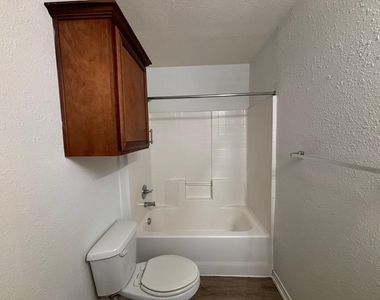 909 Parkplace Ridge - Photo Thumbnail 21