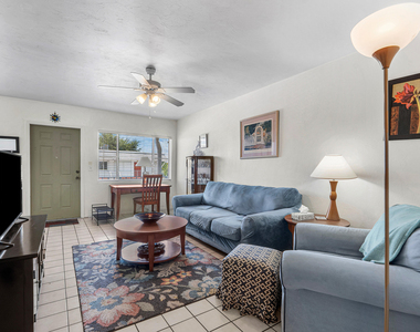 3160 Lake Osborne Drive - Photo Thumbnail 3