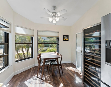 801 Kintyre Court - Photo Thumbnail 4