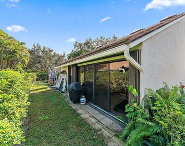 801 Kintyre Court - Photo Thumbnail 21