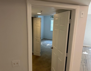 4179 N Haverhill Road - Photo Thumbnail 9
