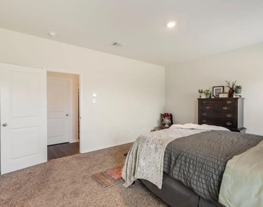 2952 Goodrich Street - Photo Thumbnail 24