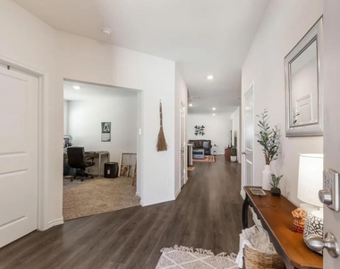2952 Goodrich Street - Photo Thumbnail 20