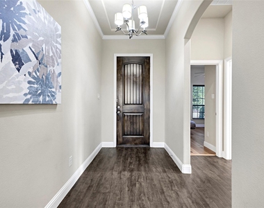 515 Barnstorm Drive - Photo Thumbnail 6