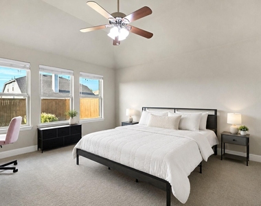 515 Barnstorm Drive - Photo Thumbnail 8