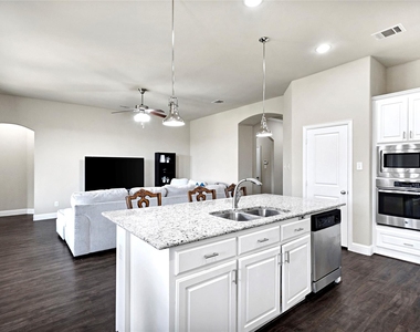 515 Barnstorm Drive - Photo Thumbnail 22