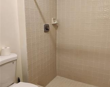 9862 Nw 1st Court - Photo Thumbnail 10