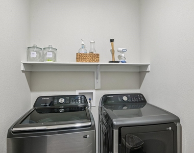 3304 Norris Street - Photo Thumbnail 23