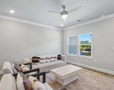 3304 Norris Street - Photo Thumbnail 9