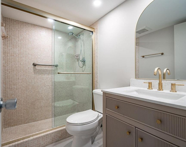 3175 Ne 48th Court - Photo Thumbnail 25