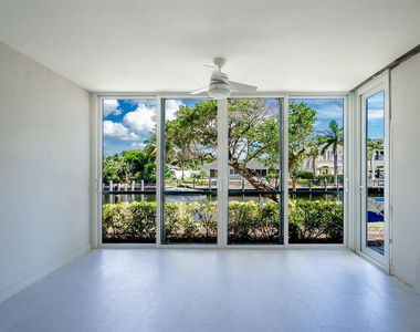 3175 Ne 48th Court - Photo Thumbnail 10