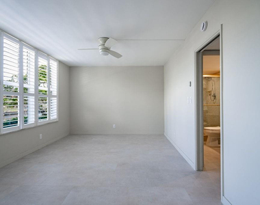 3175 Ne 48th Court - Photo Thumbnail 23