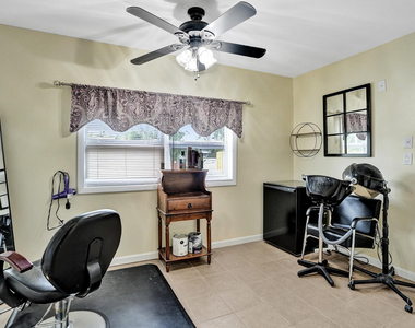 80 Se 10th Street - Photo Thumbnail 21