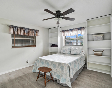 80 Se 10th Street - Photo Thumbnail 24