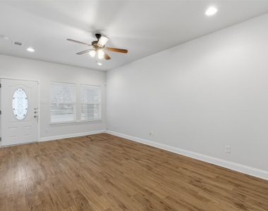 4805 Pickett - Photo Thumbnail 9