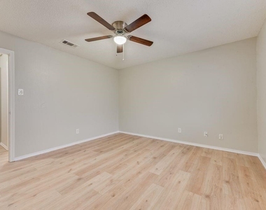 1728 Sanford - Photo Thumbnail 7