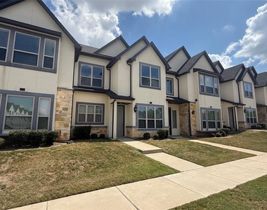 16072 Doe Lake Drive - Photo Thumbnail 1