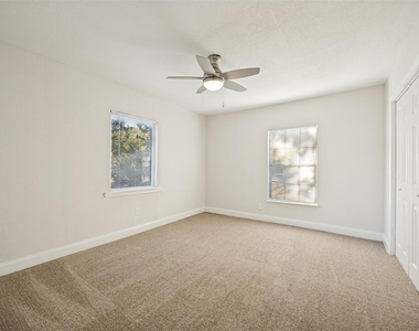 1541 Briarcliff Road - Photo Thumbnail 9