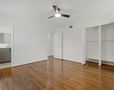 2413 Patricia Lane - Photo Thumbnail 16