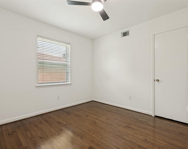 2413 Patricia Lane - Photo Thumbnail 18