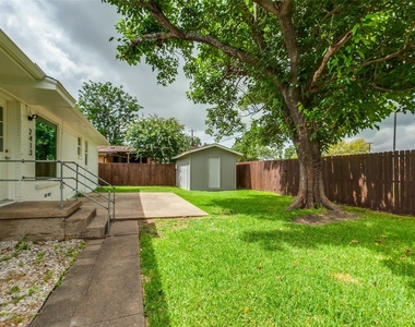 2413 Patricia Lane - Photo Thumbnail 22