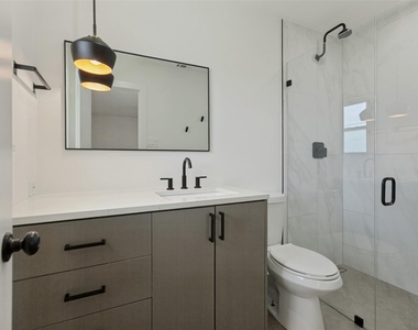 2413 Patricia Lane - Photo Thumbnail 17