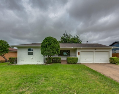 2413 Patricia Lane - Photo Thumbnail 1