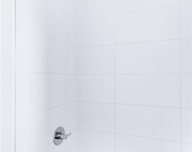 1715 Bennett Avenue - Photo Thumbnail 20