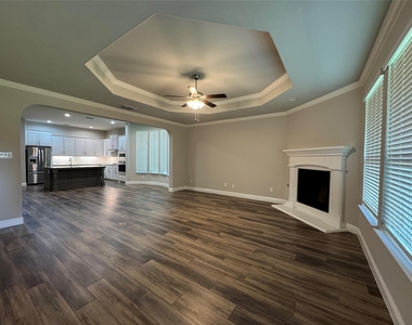 216 Missler Drive - Photo Thumbnail 9