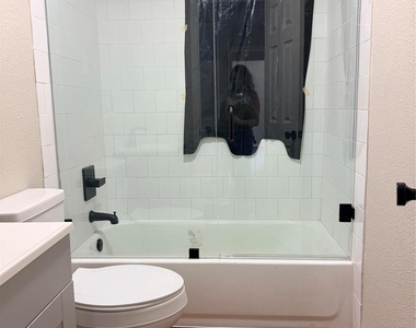 4026 Dixon Circle - Photo Thumbnail 8