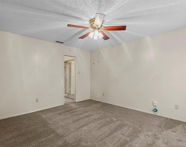 5981 Arapaho Road - Photo Thumbnail 10