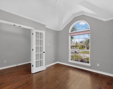 13237 Janet Drive - Photo Thumbnail 7