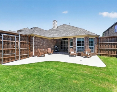 13237 Janet Drive - Photo Thumbnail 1