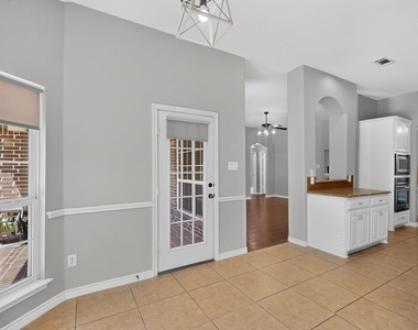 13237 Janet Drive - Photo Thumbnail 15