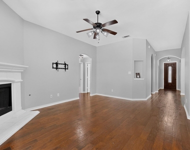 13237 Janet Drive - Photo Thumbnail 10