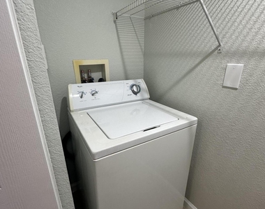 291 Sw Palm Drive - Photo Thumbnail 30