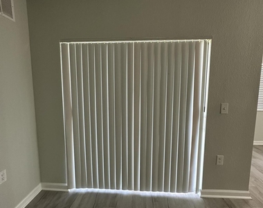 291 Sw Palm Drive - Photo Thumbnail 14